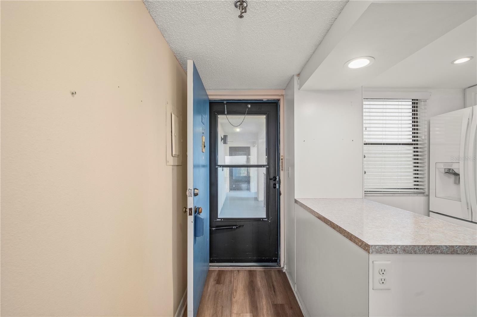 Image 3 of 48 For 1701 Beach Road 208