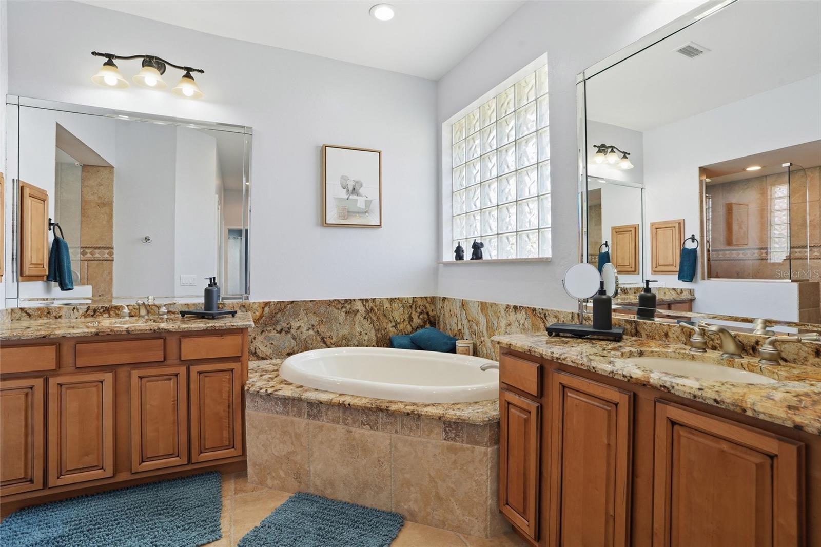 Image 16 of 46 For 3119 Caribbean Drive