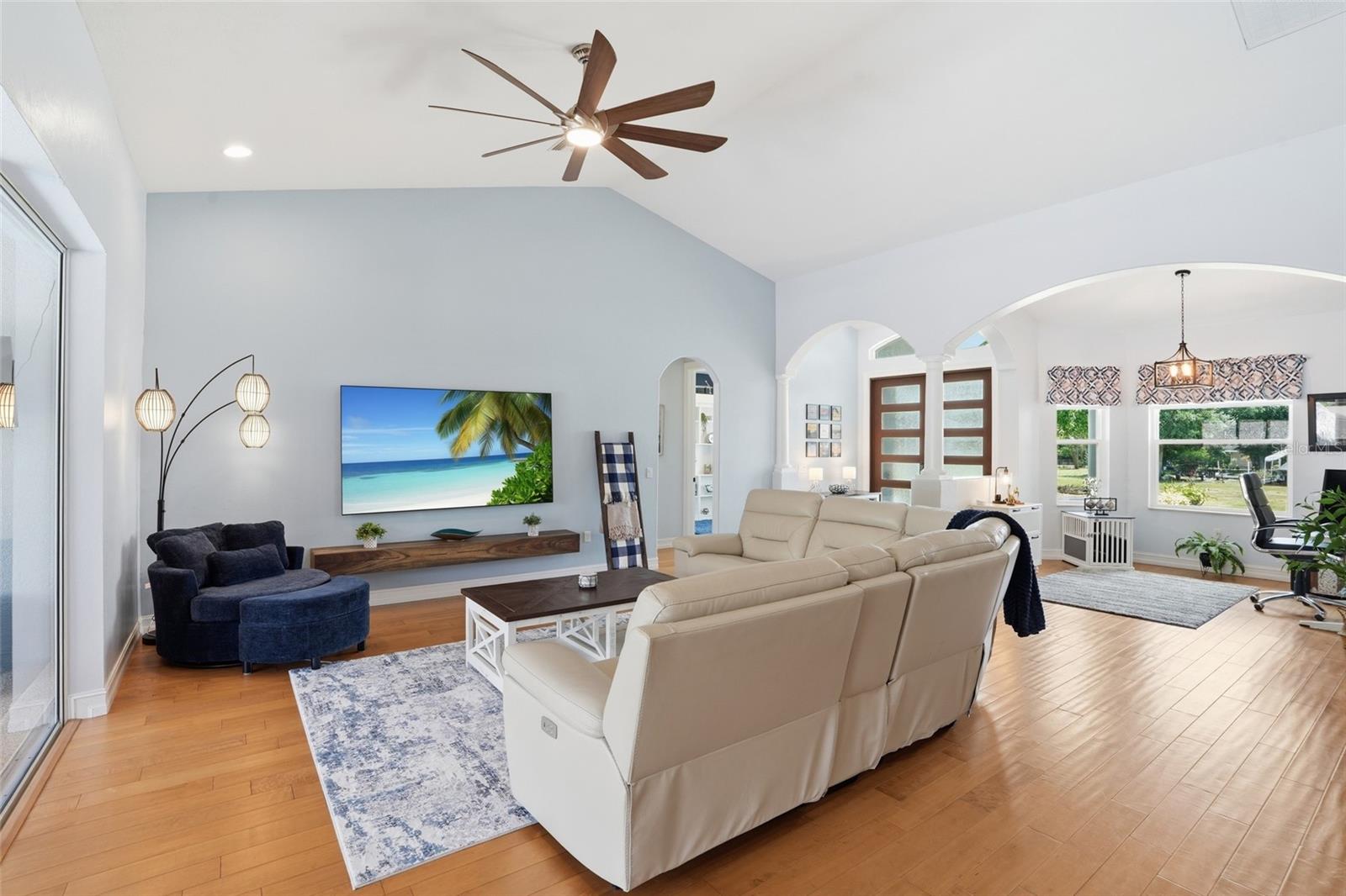Image 6 of 46 For 3119 Caribbean Drive