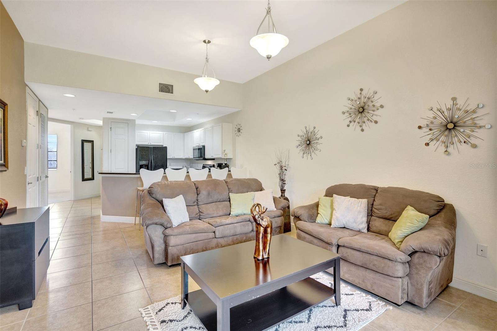 Image 2 of 53 For 13651 Julias Way 1427