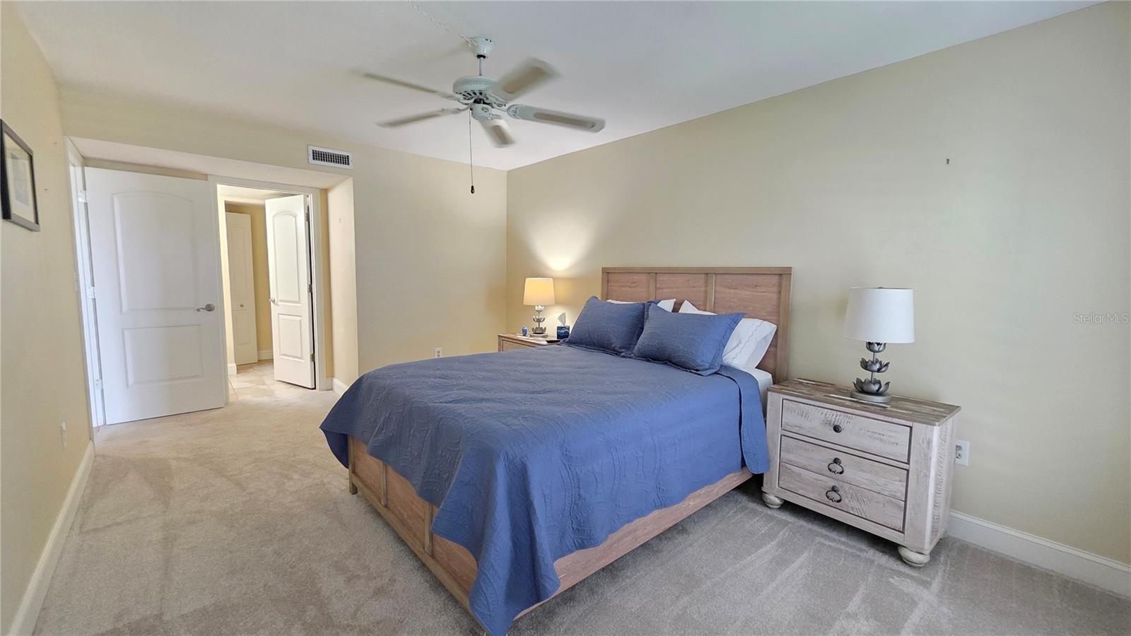 Image 31 of 57 For 25188 Marion Avenue C302