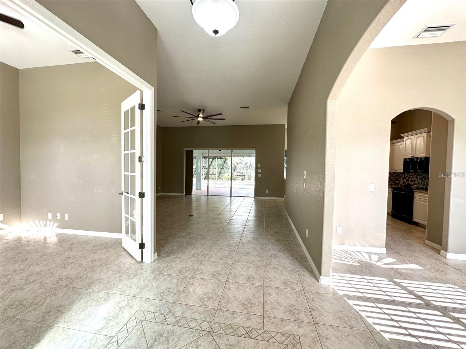 Image 4 of 31 For 26577 Barranquilla Avenue