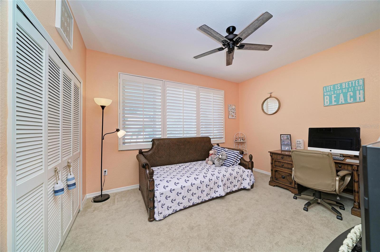 Image 34 of 65 For 524 La Caruna Court