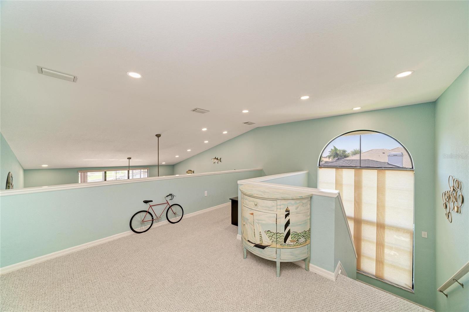 Image 40 of 65 For 524 La Caruna Court
