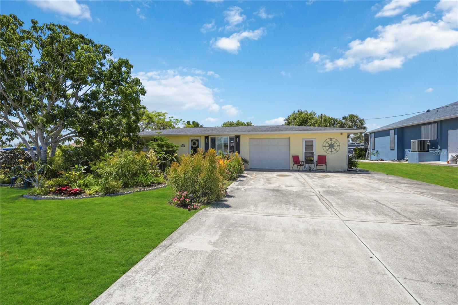 Image 2 of 33 For 885 3rd Street