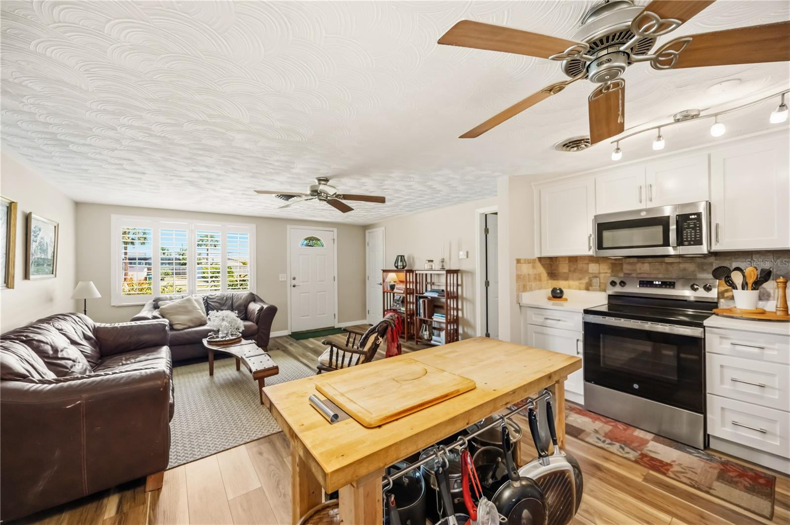 Image 5 of 33 For 885 3rd Street