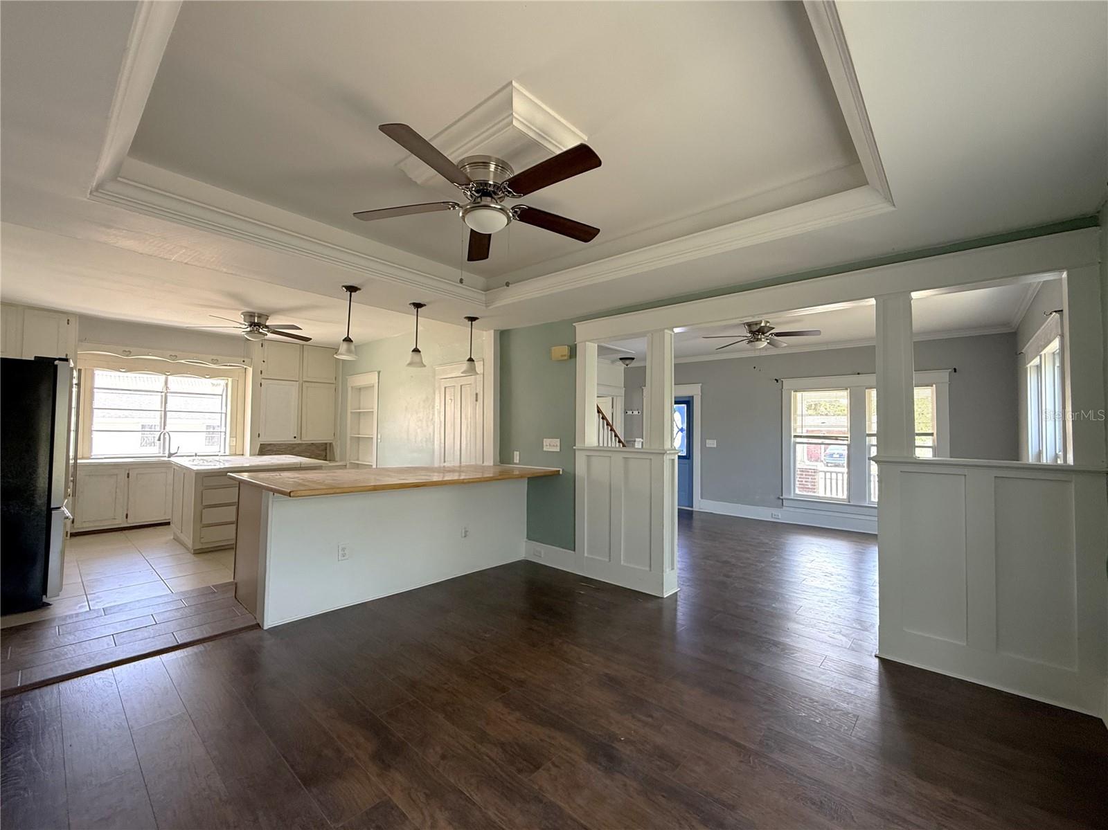 Image 19 of 49 For 214 Whidden Street