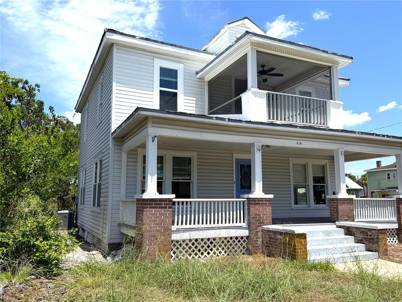 Image 2 of 49 For 214 Whidden Street