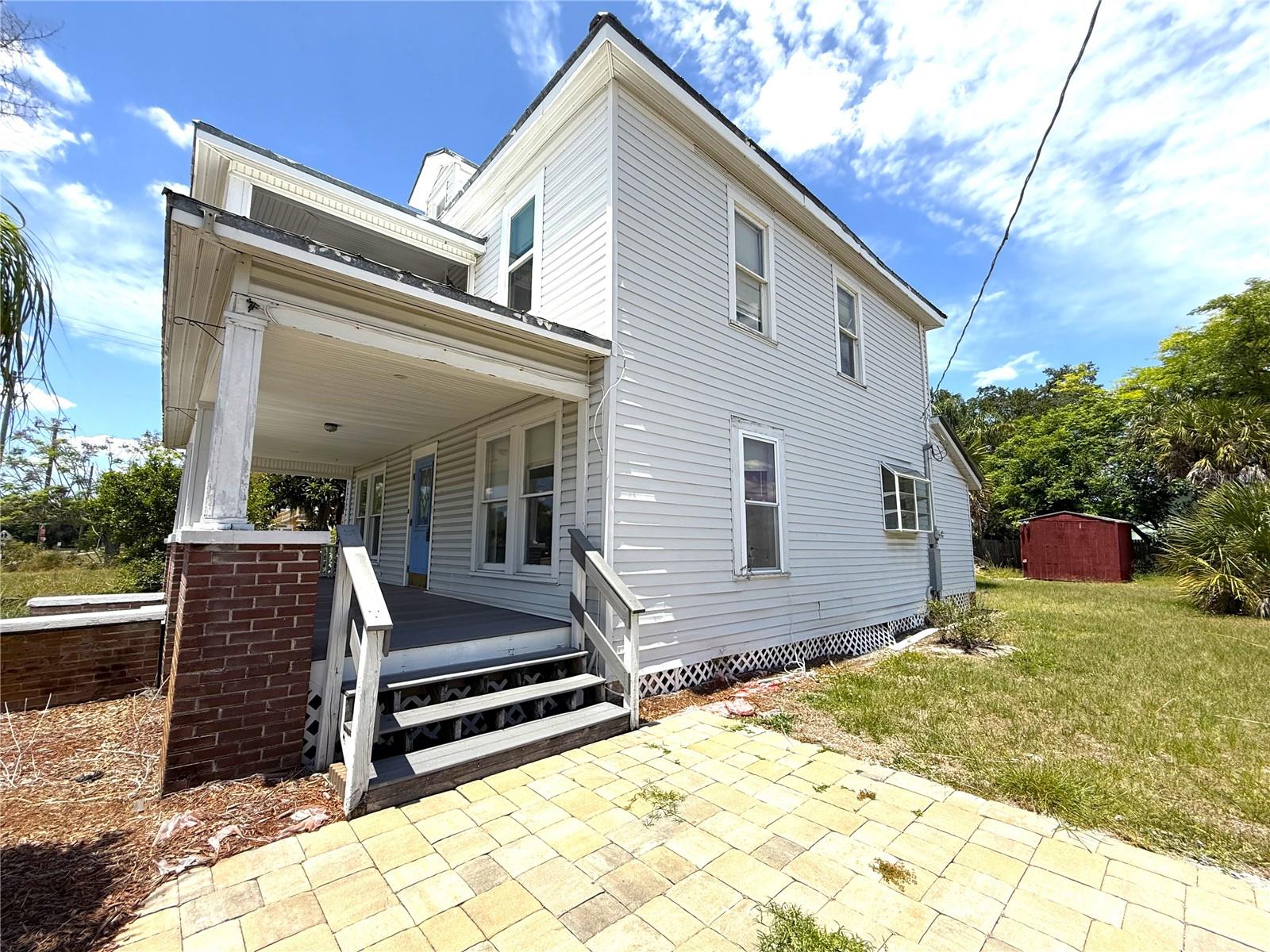 Image 3 of 49 For 214 Whidden Street