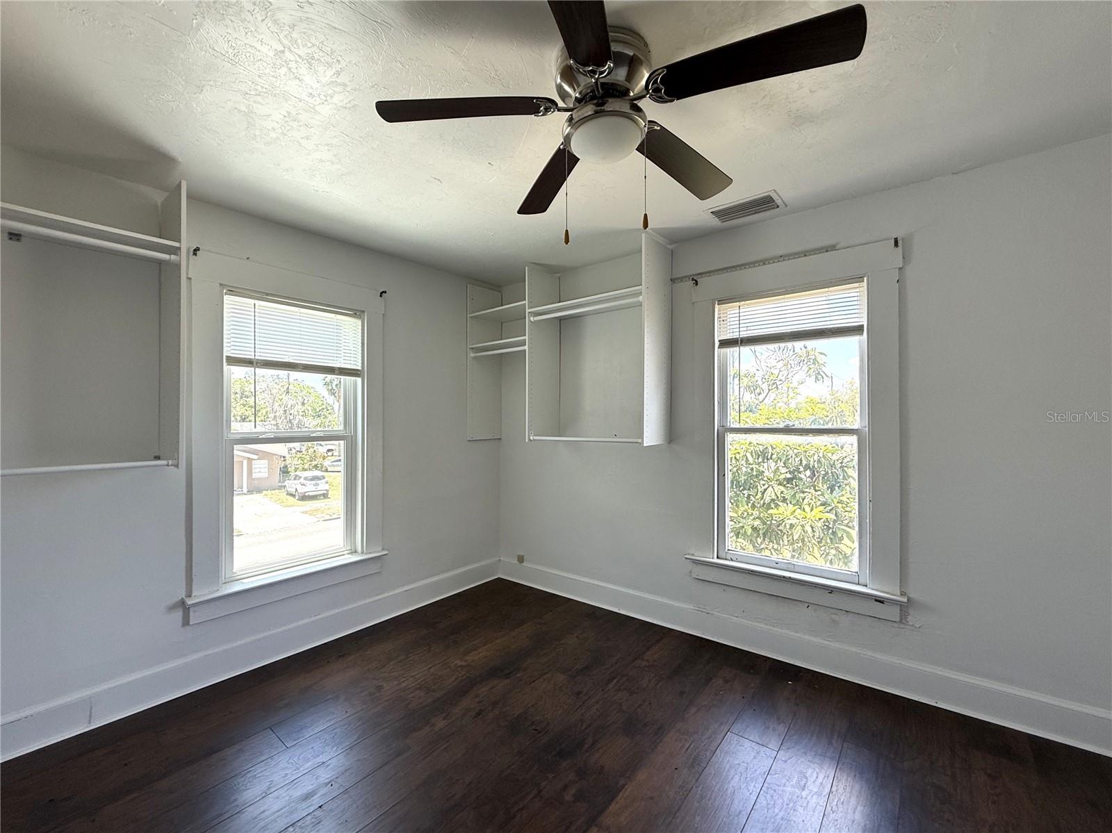 Image 33 of 49 For 214 Whidden Street