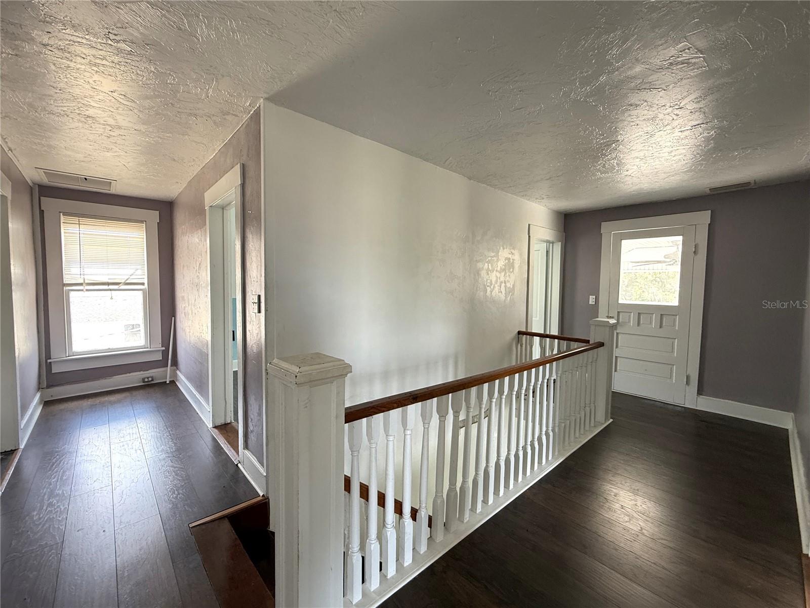 Image 46 of 49 For 214 Whidden Street