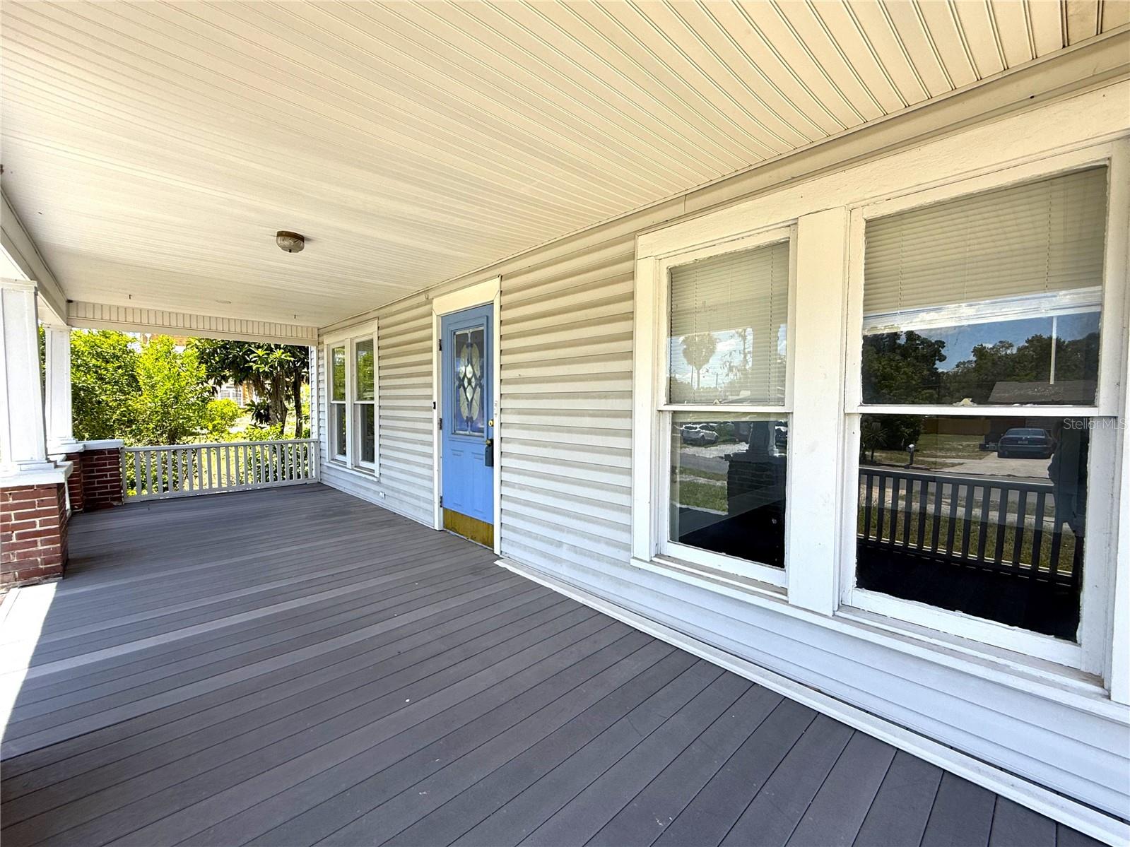 Image 7 of 49 For 214 Whidden Street