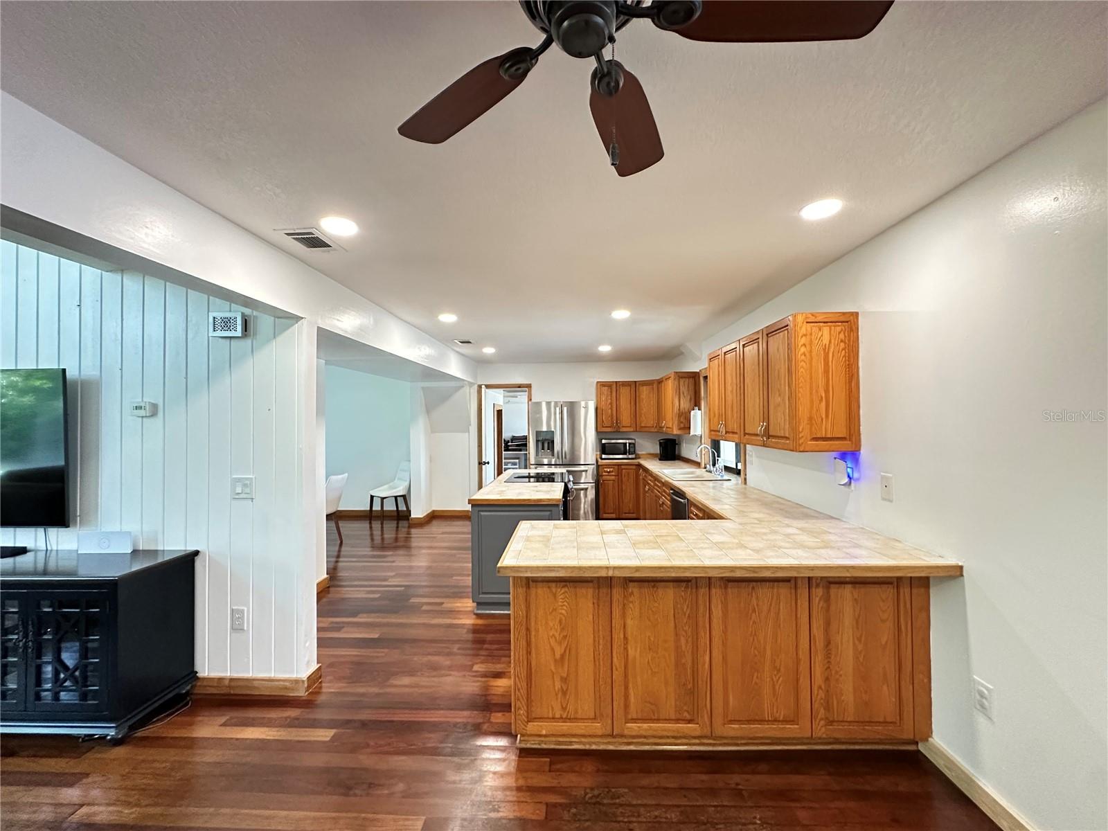 Image 17 of 72 For 5674 Blackjack Court S