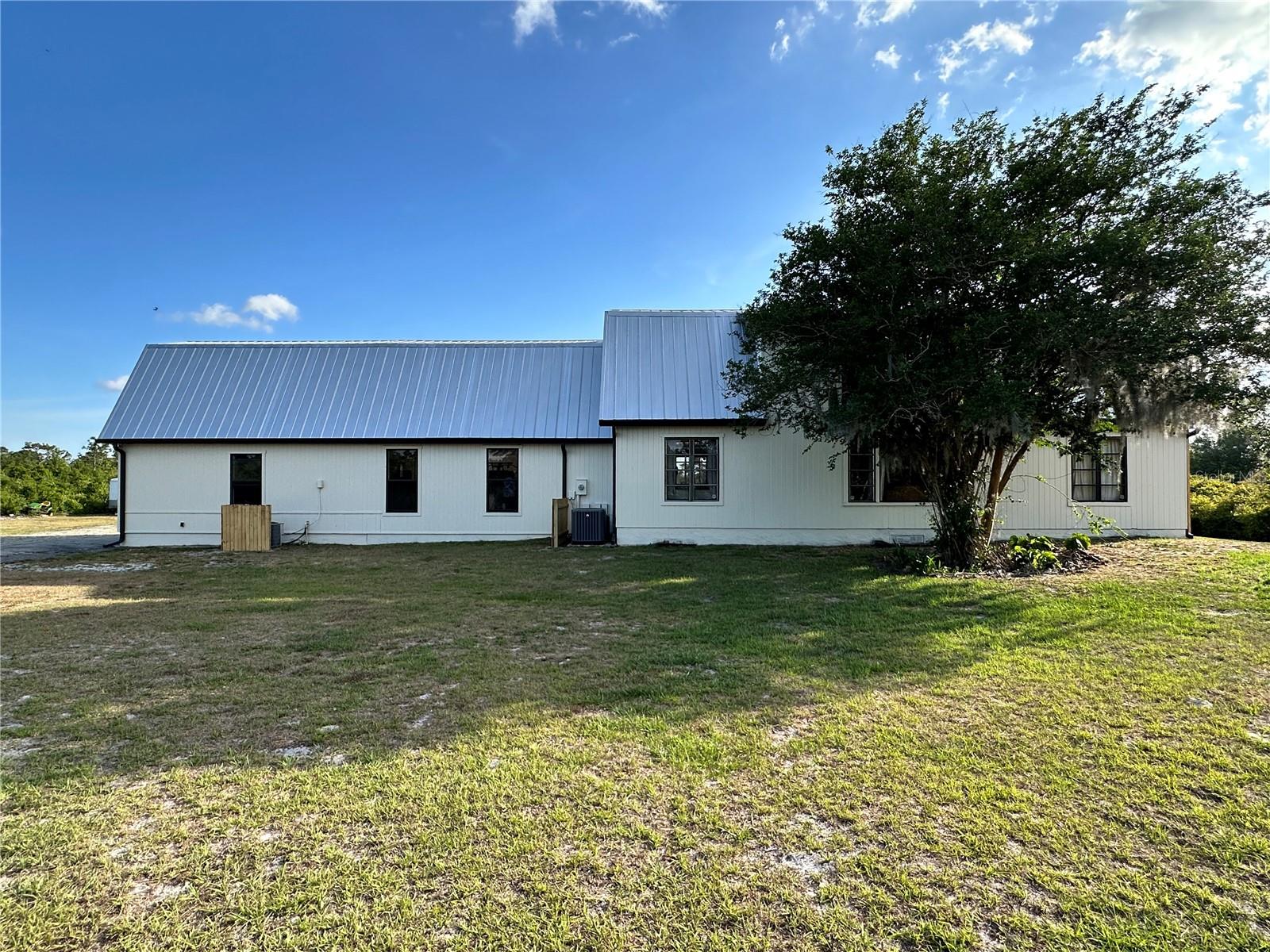 Image 4 of 72 For 5674 Blackjack Court S