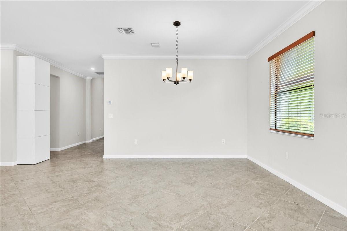Image 15 of 49 For 9829 Hilltop Drive