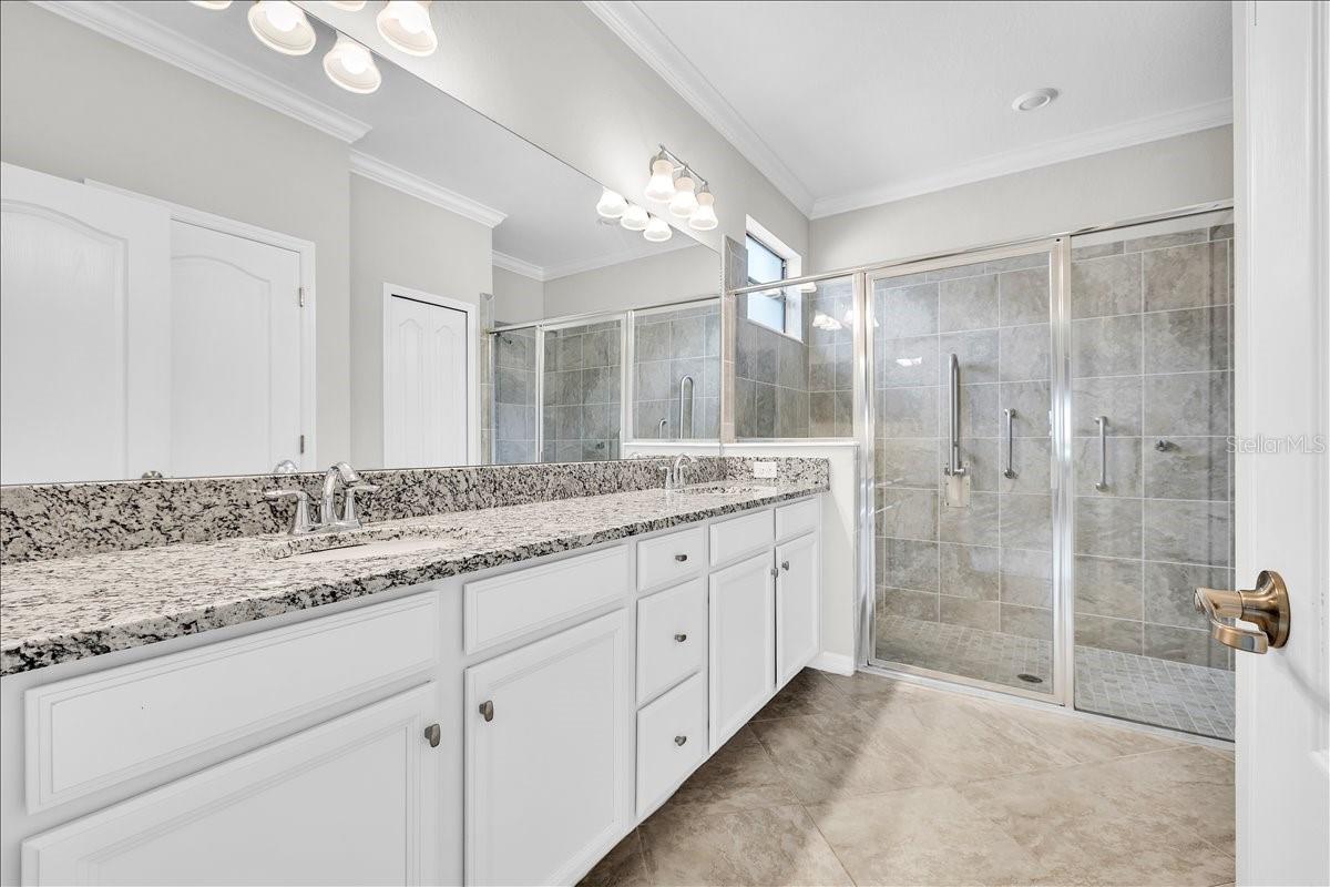 Image 21 of 49 For 9829 Hilltop Drive