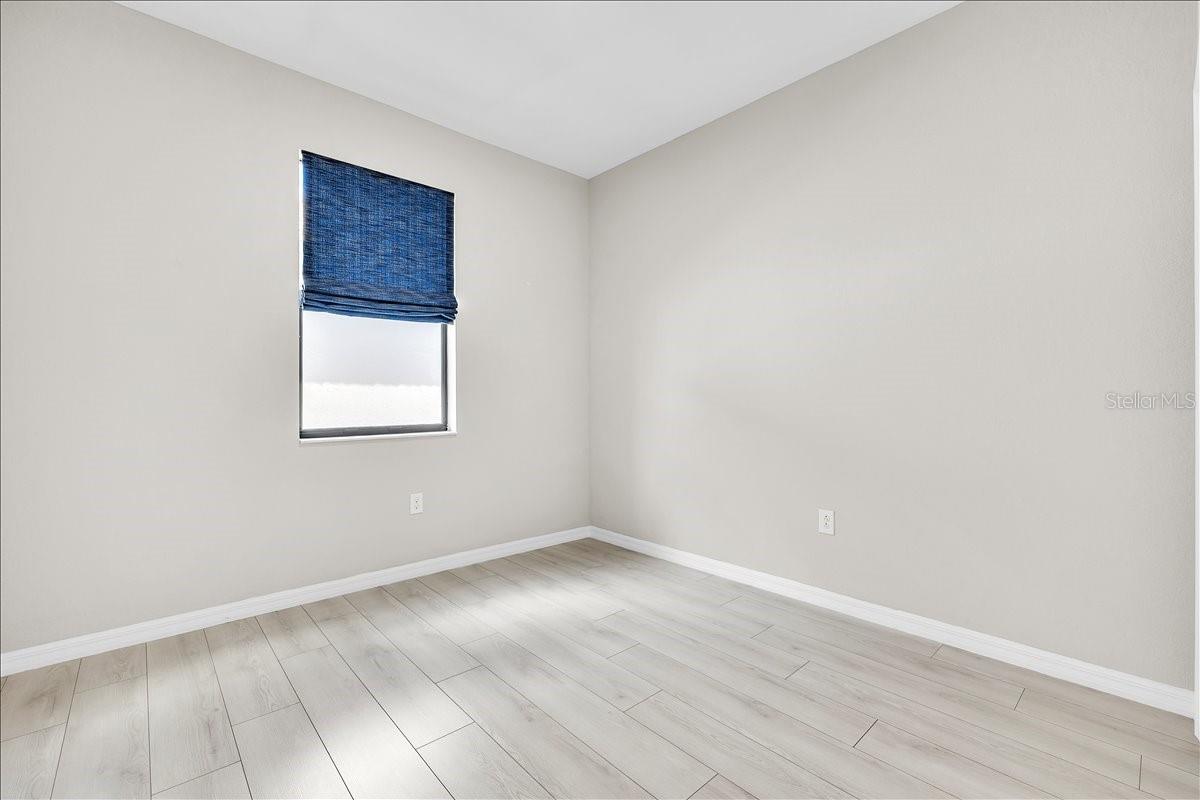 Image 23 of 49 For 9829 Hilltop Drive