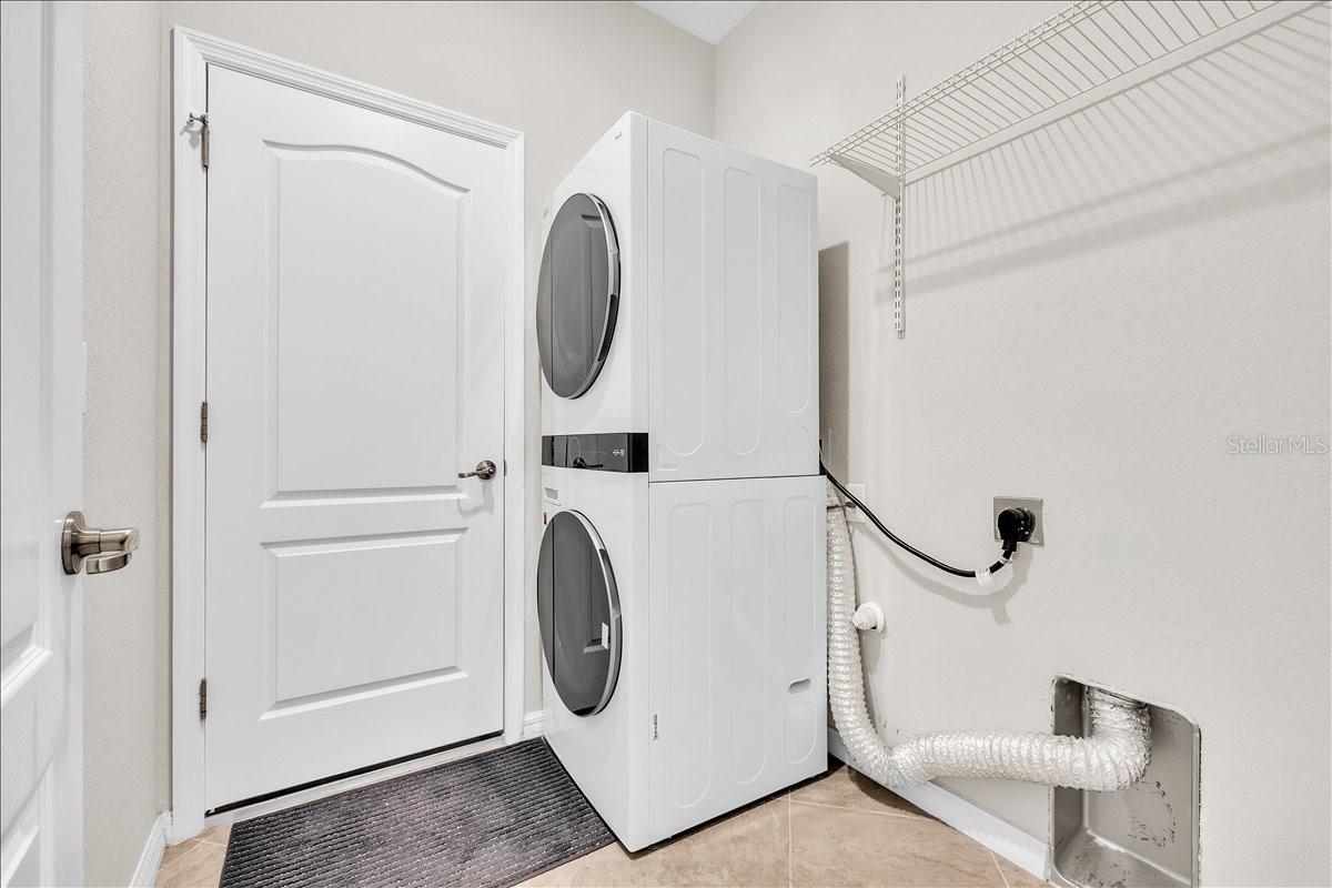 Image 31 of 49 For 9829 Hilltop Drive