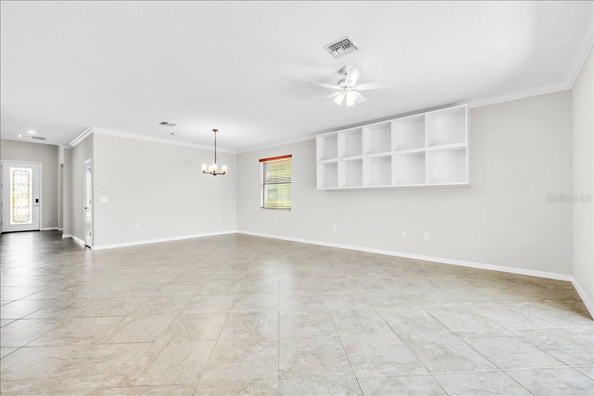 Image 7 of 49 For 9829 Hilltop Drive
