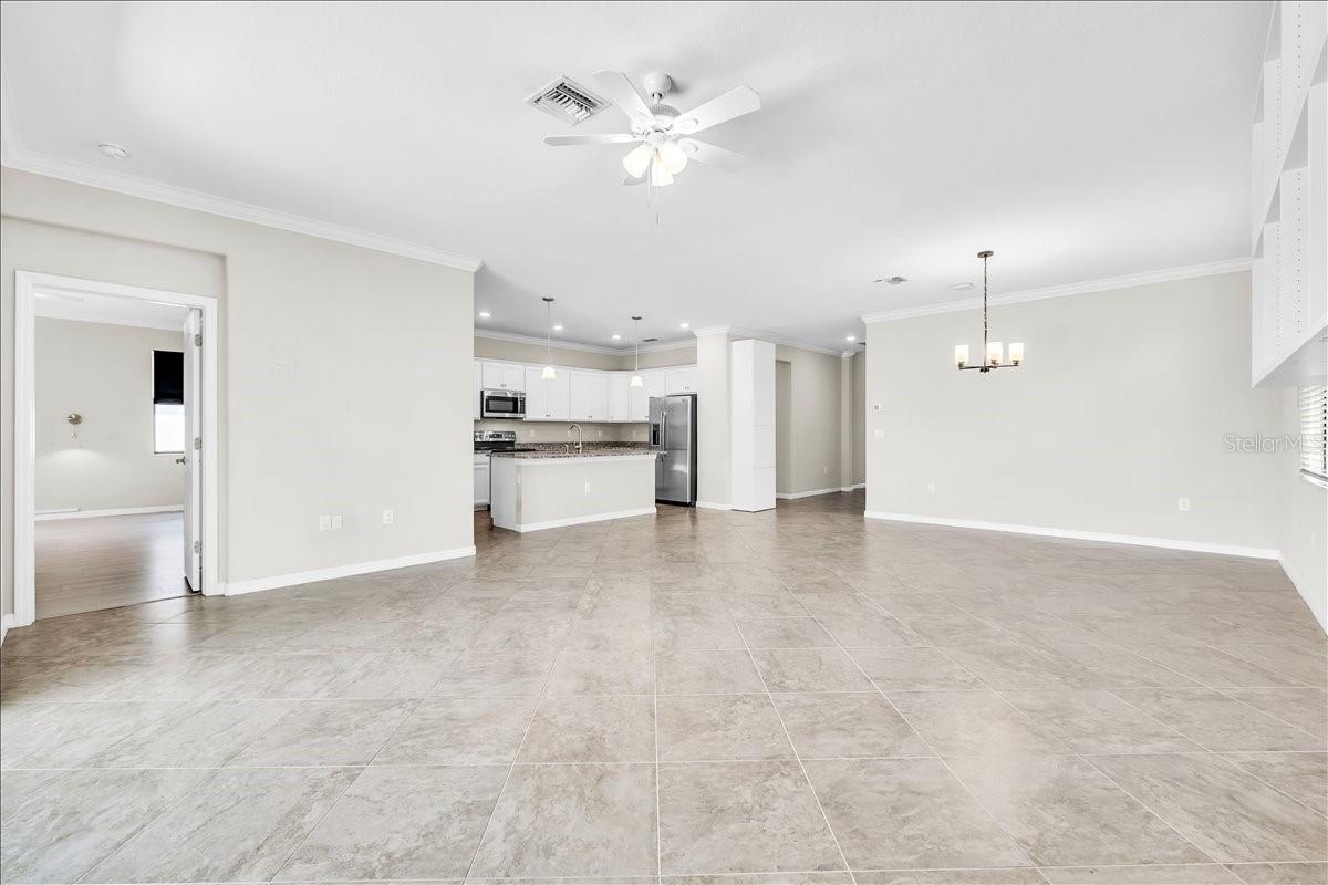 Image 8 of 49 For 9829 Hilltop Drive