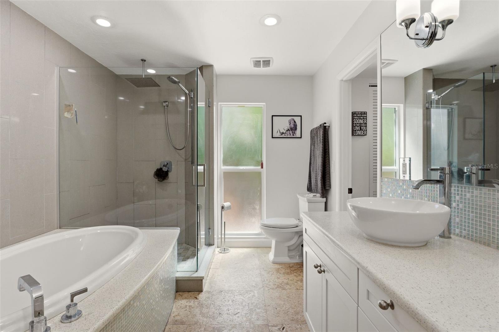 Image 23 of 68 For 765 Siesta Key Circle