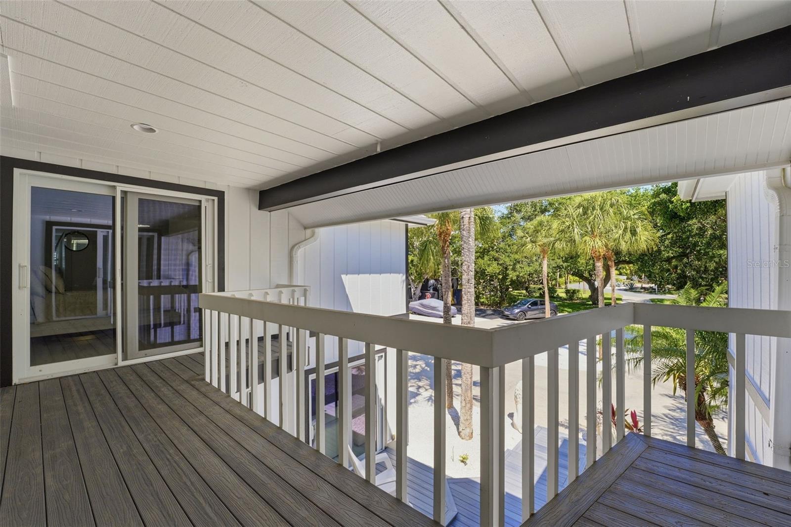 Image 30 of 68 For 765 Siesta Key Circle