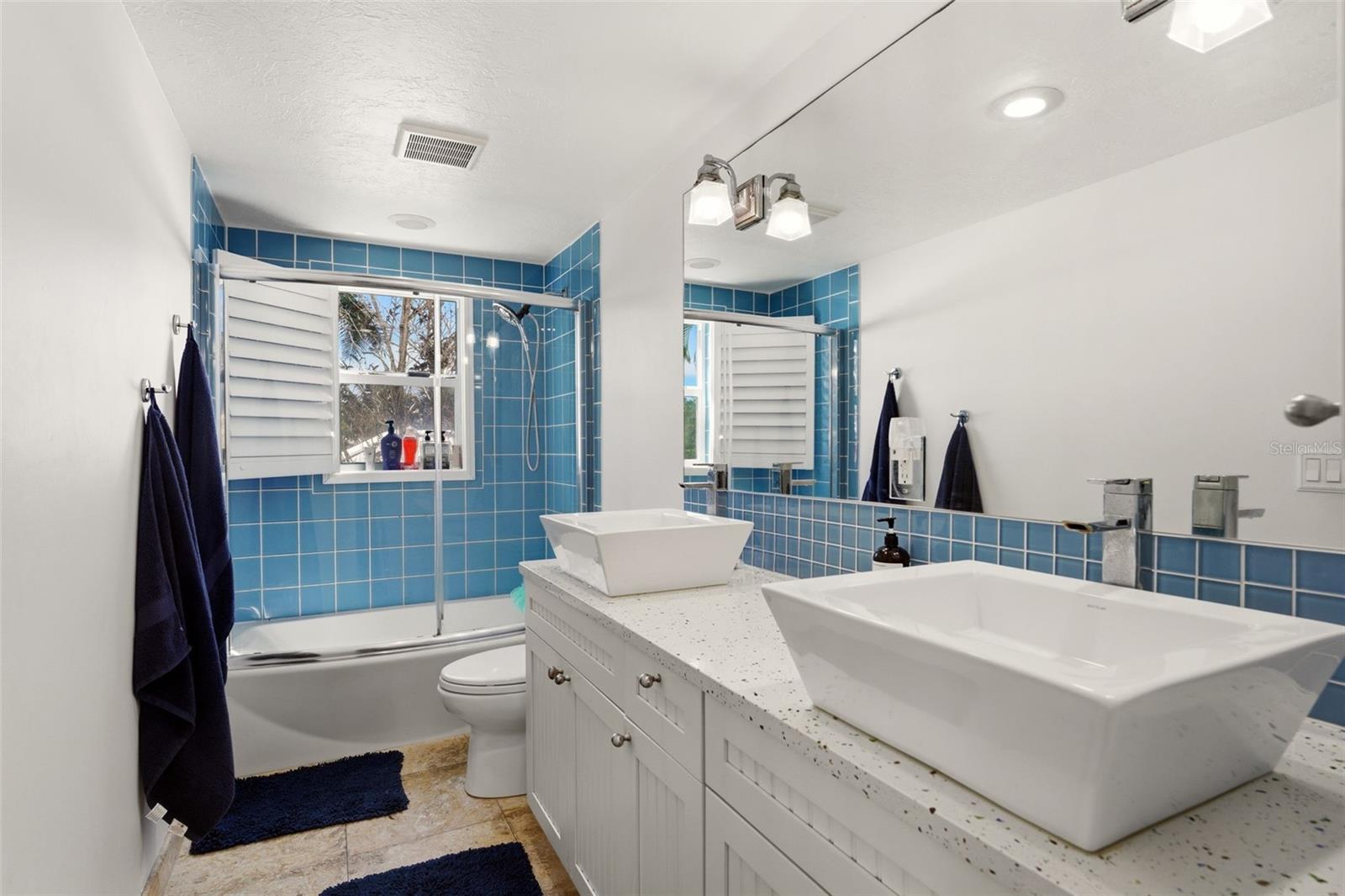 Image 35 of 68 For 765 Siesta Key Circle