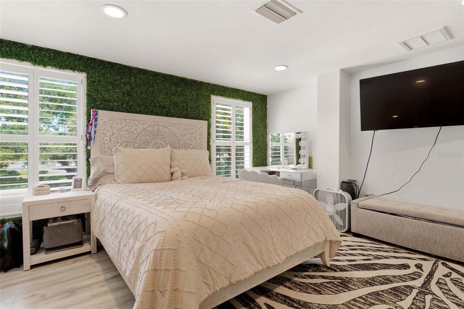 Image 40 of 68 For 765 Siesta Key Circle