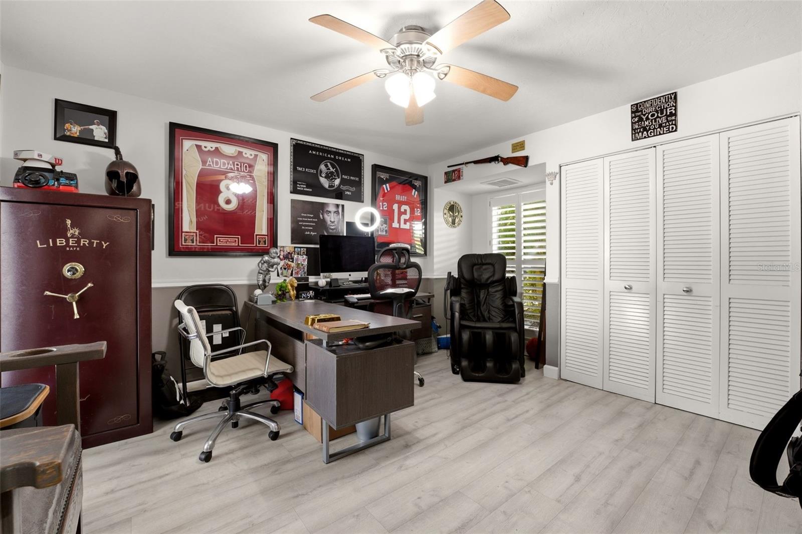 Image 42 of 68 For 765 Siesta Key Circle