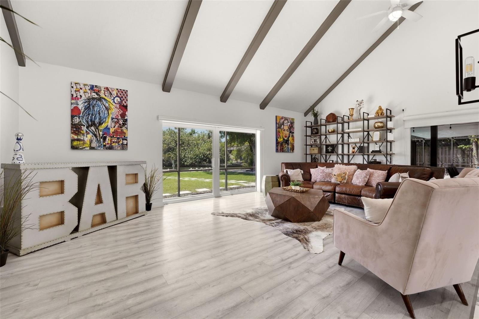 Image 6 of 68 For 765 Siesta Key Circle