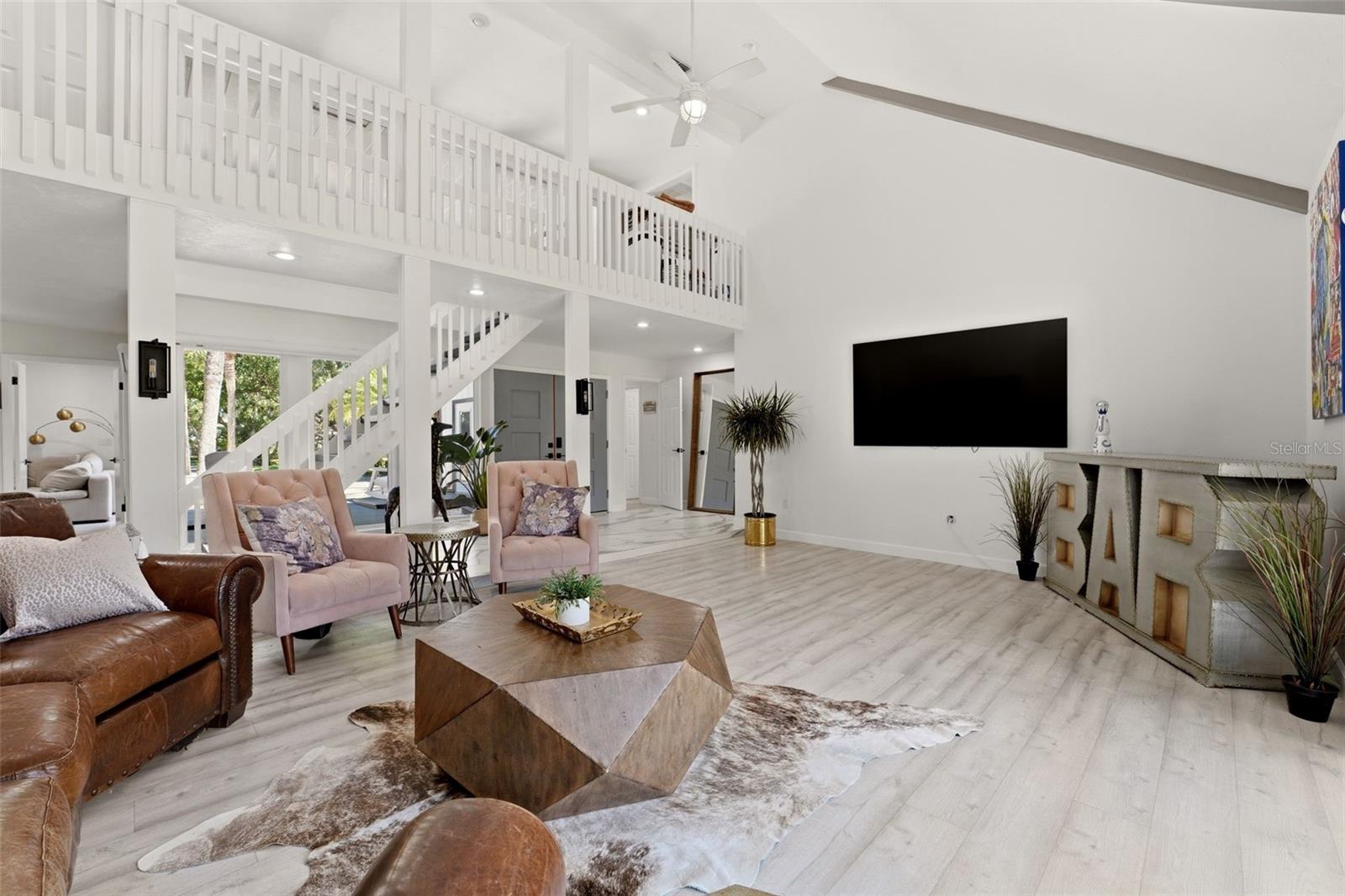 Image 7 of 68 For 765 Siesta Key Circle