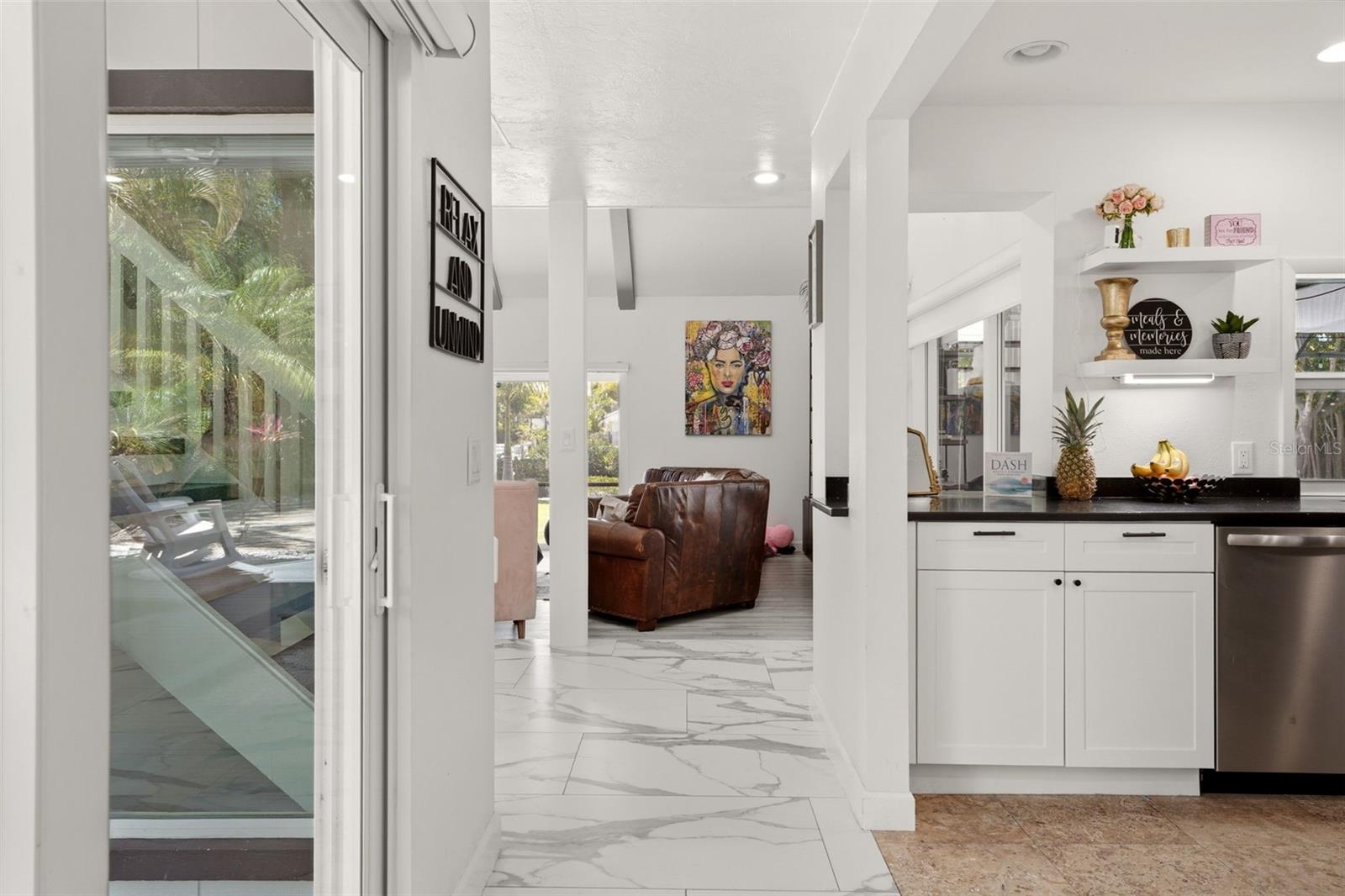 Image 8 of 68 For 765 Siesta Key Circle