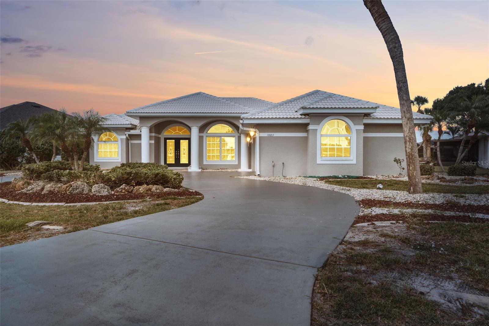 Image 2 of 59 For 1083 Manilla Lane