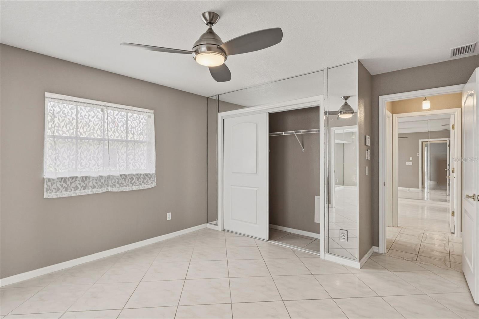 Image 30 of 59 For 1083 Manilla Lane