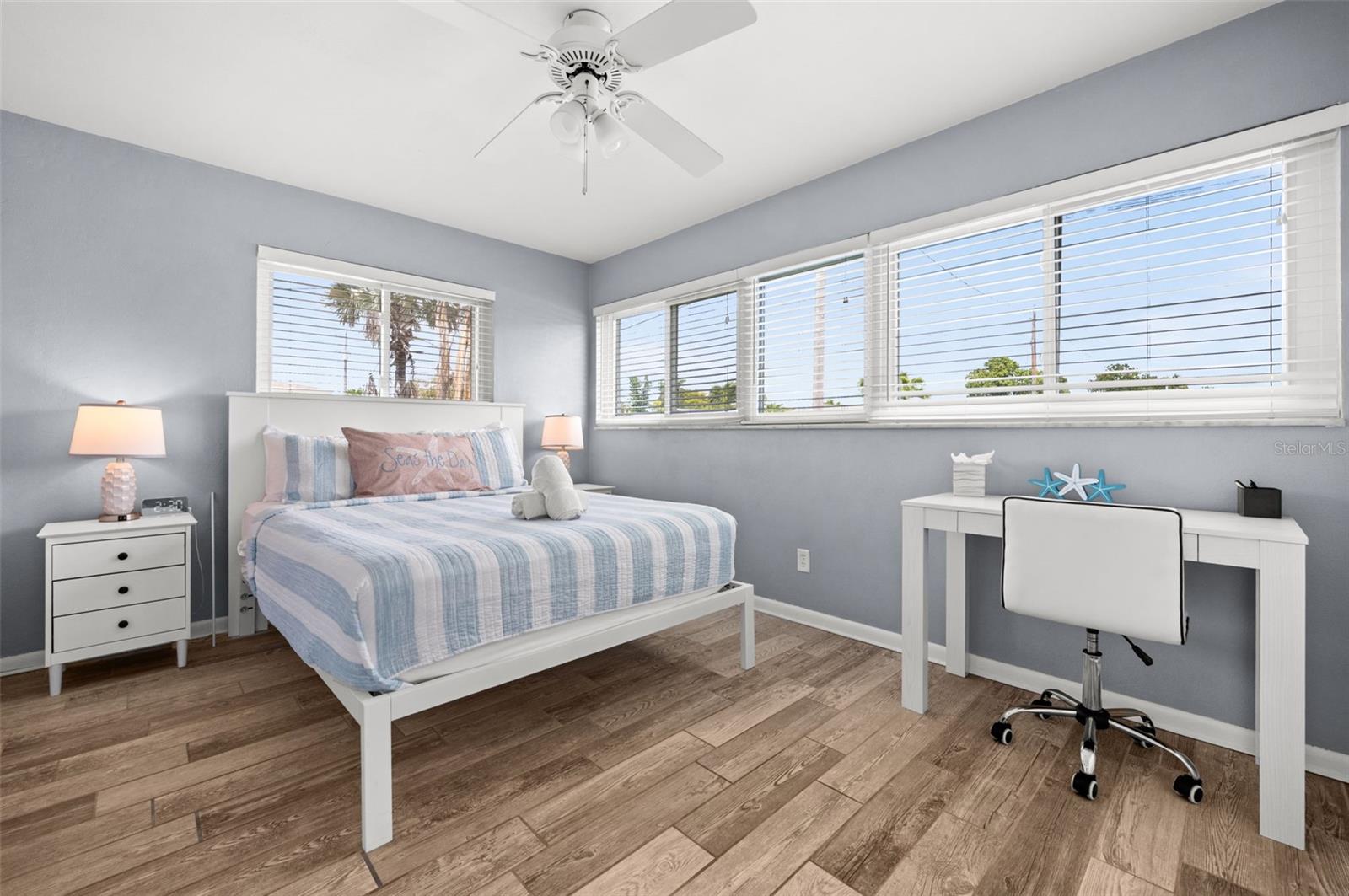 Image 22 of 46 For 3014 17th Avenue