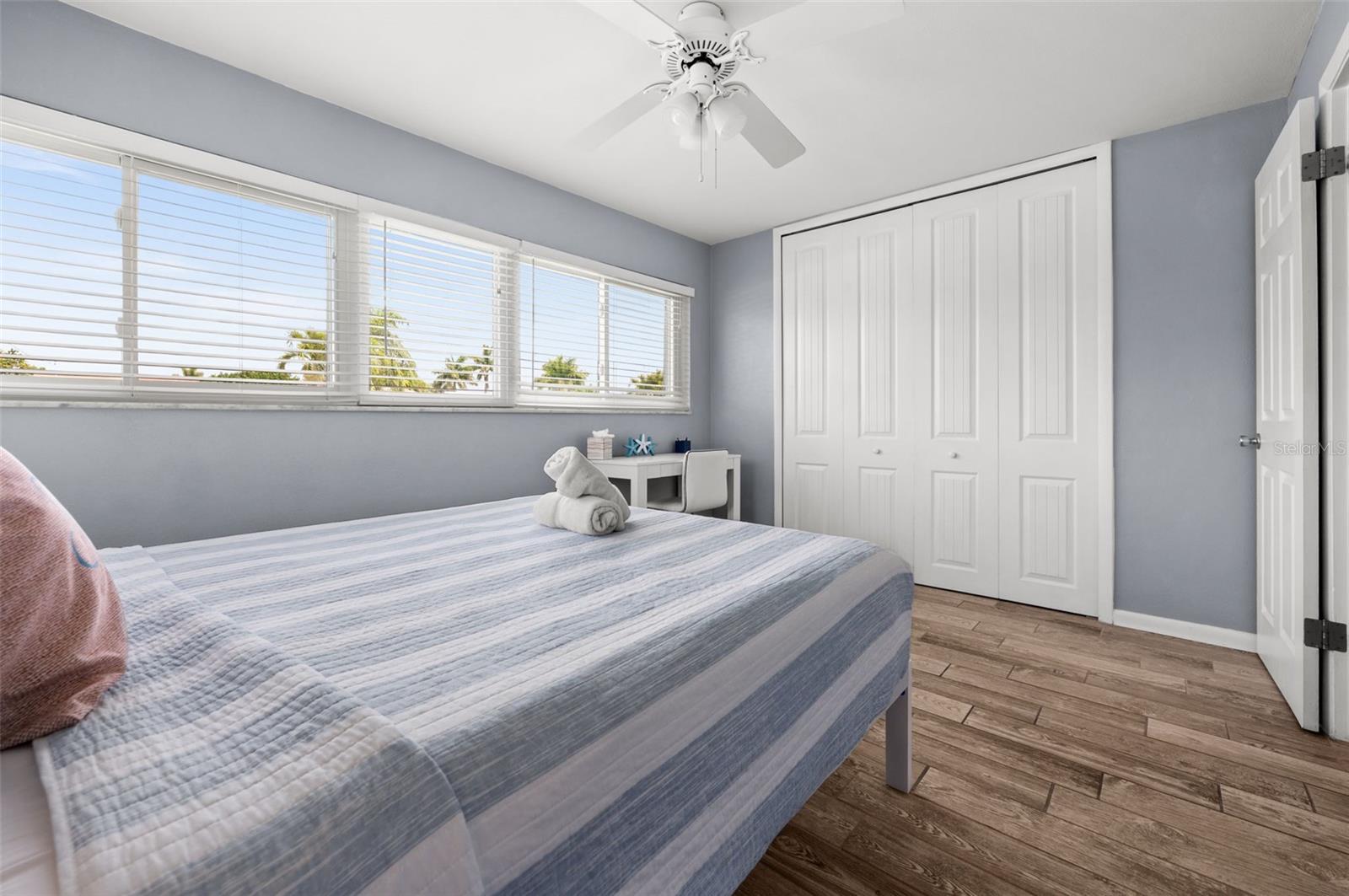 Image 23 of 46 For 3014 17th Avenue