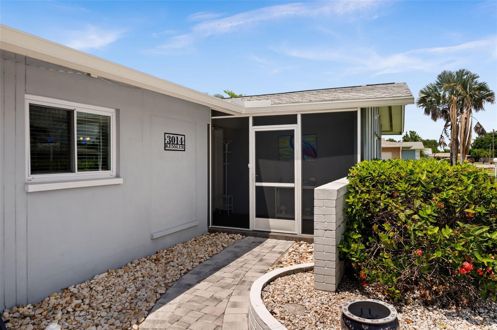 Image 6 of 46 For 3014 17th Avenue