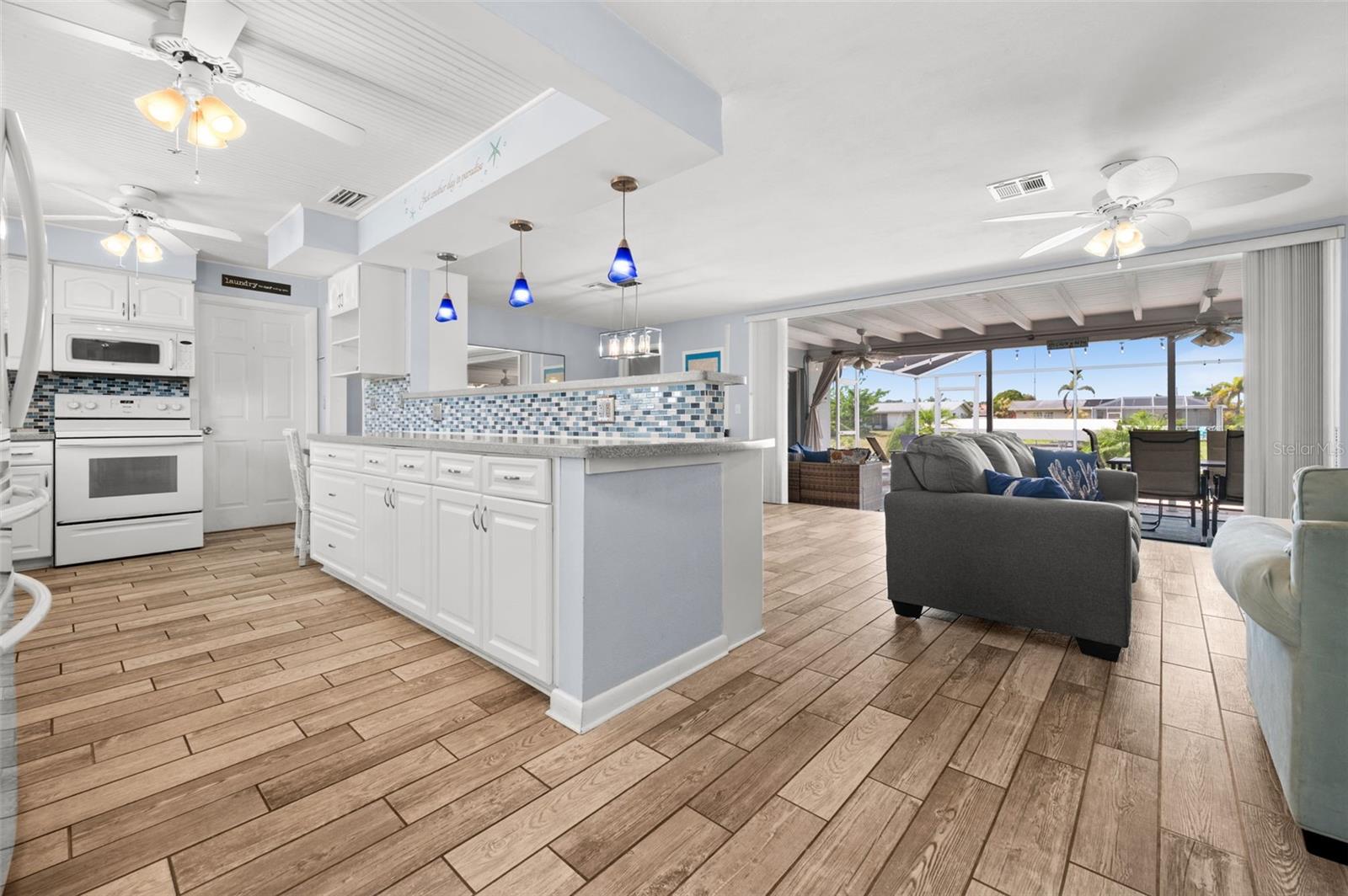 Image 7 of 46 For 3014 17th Avenue