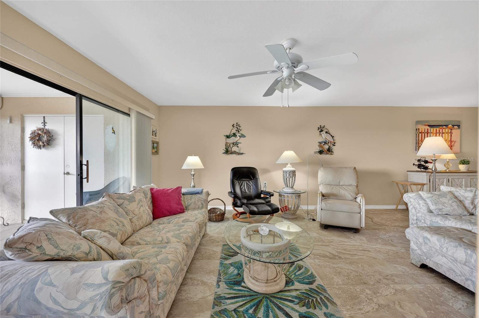 Image 13 of 60 For 601 Shreve Street 51c