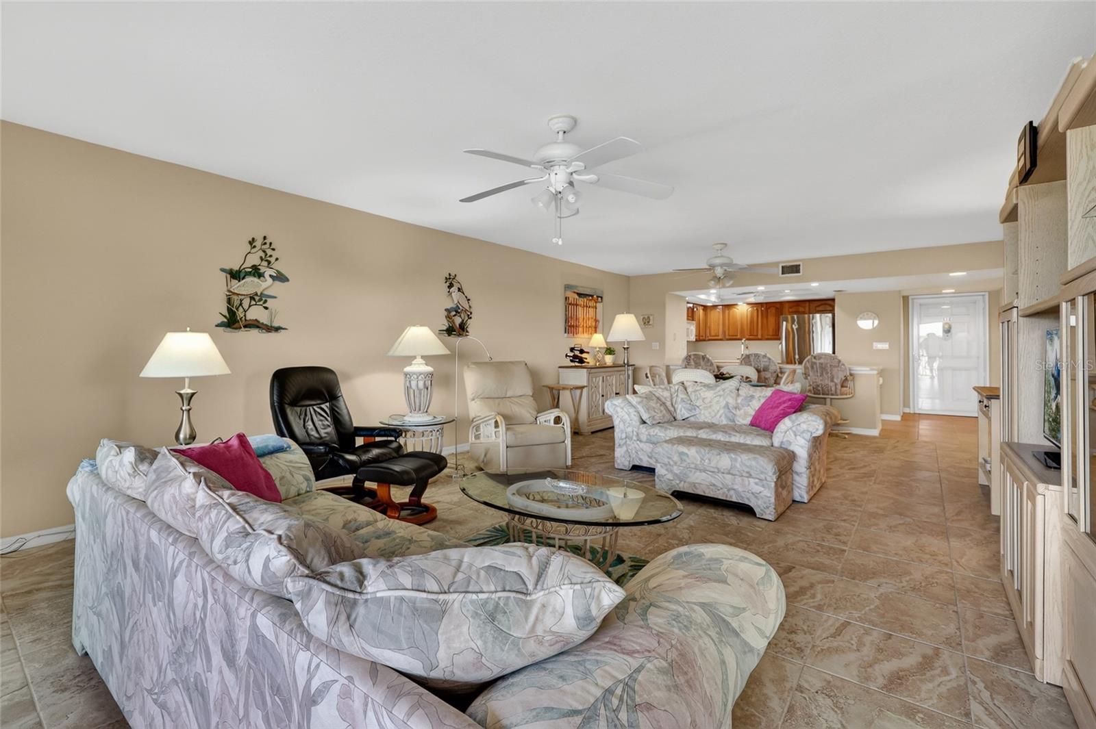 Image 14 of 60 For 601 Shreve Street 51c