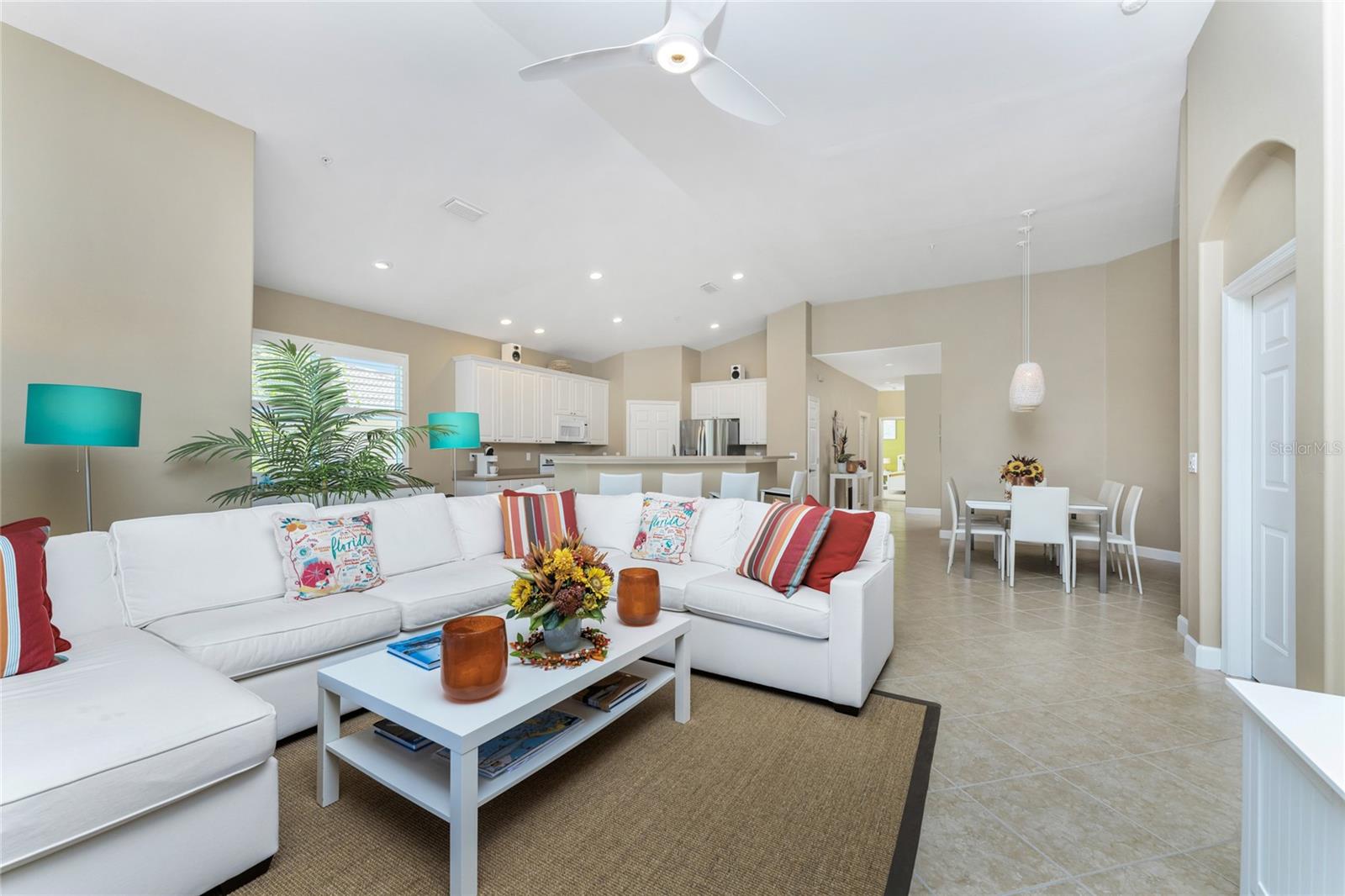 Image 11 of 69 For 3316 Sunset Key Cir  D
