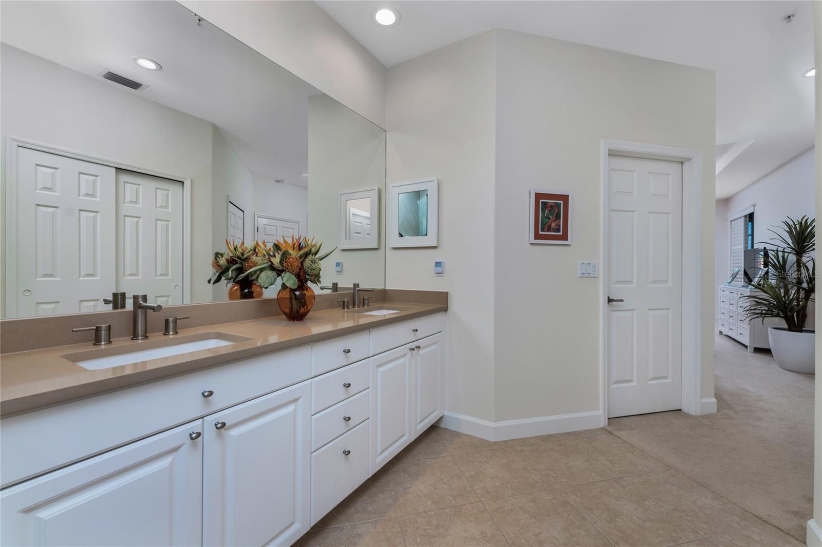 Image 37 of 69 For 3316 Sunset Key Cir  D