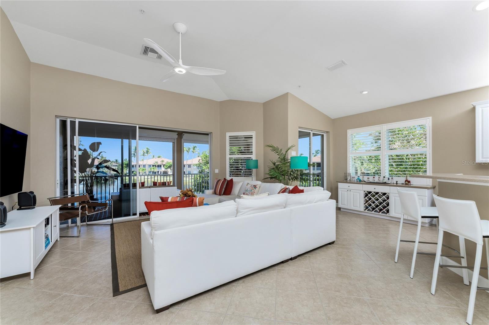 Image 5 of 69 For 3316 Sunset Key Cir  D