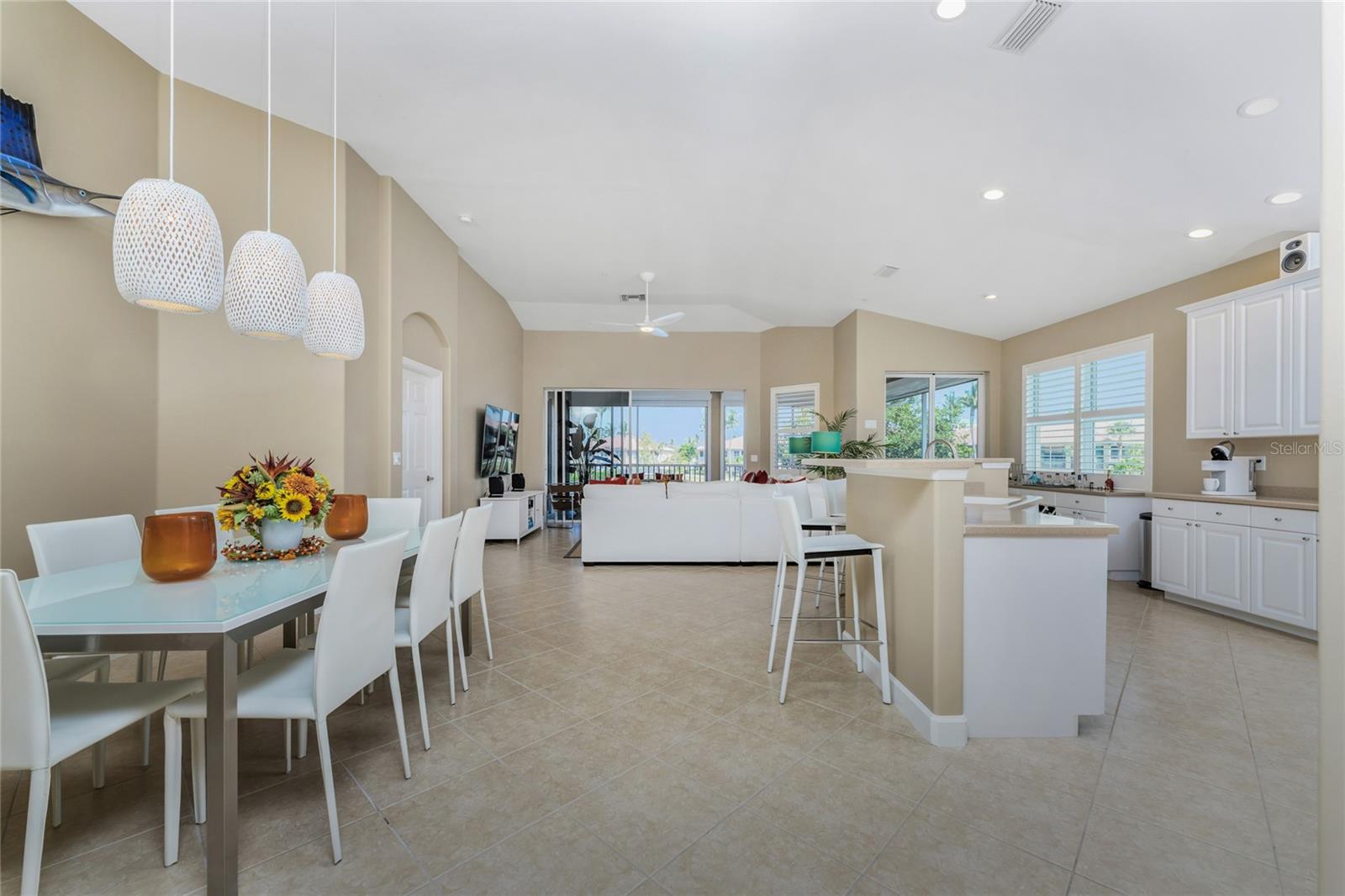 Image 8 of 69 For 3316 Sunset Key Cir  D