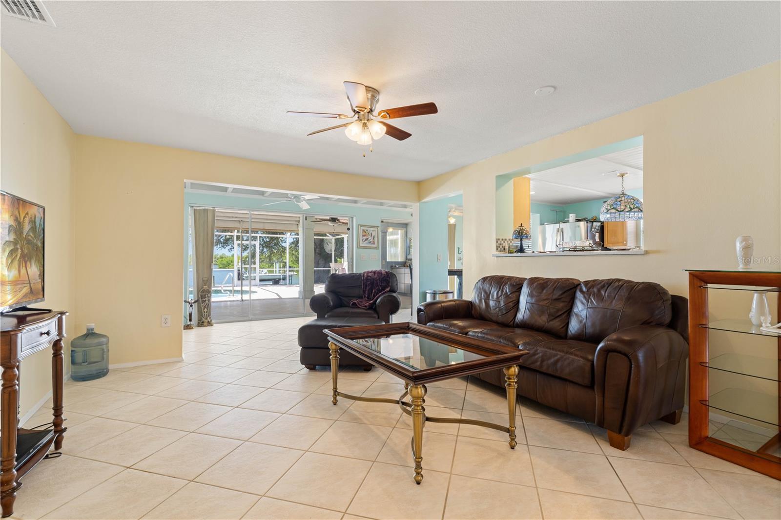 Image 3 of 66 For 174 Spring Lake Boulevard Nw