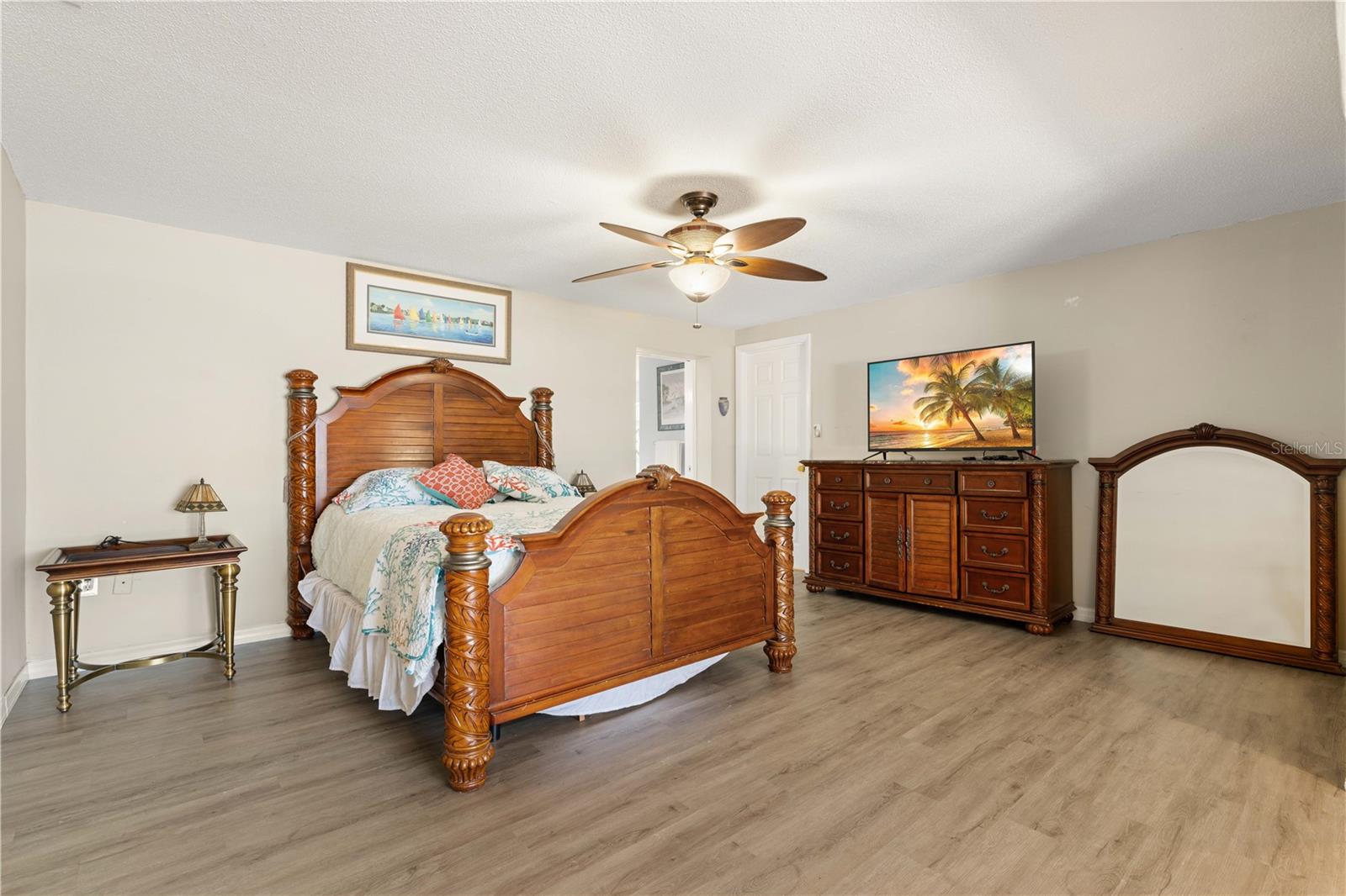 Image 35 of 66 For 174 Spring Lake Boulevard Nw