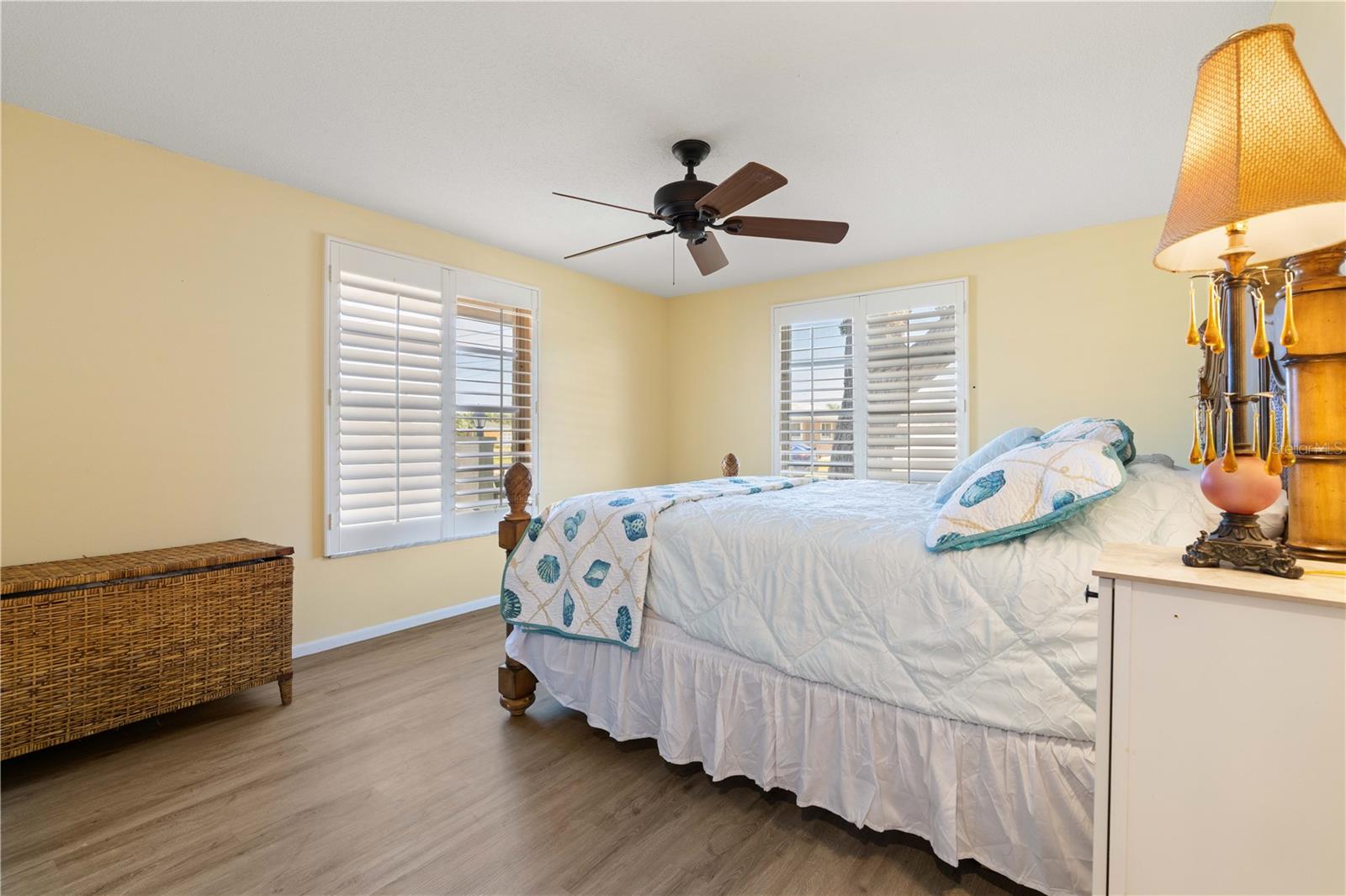 Image 42 of 66 For 174 Spring Lake Boulevard Nw