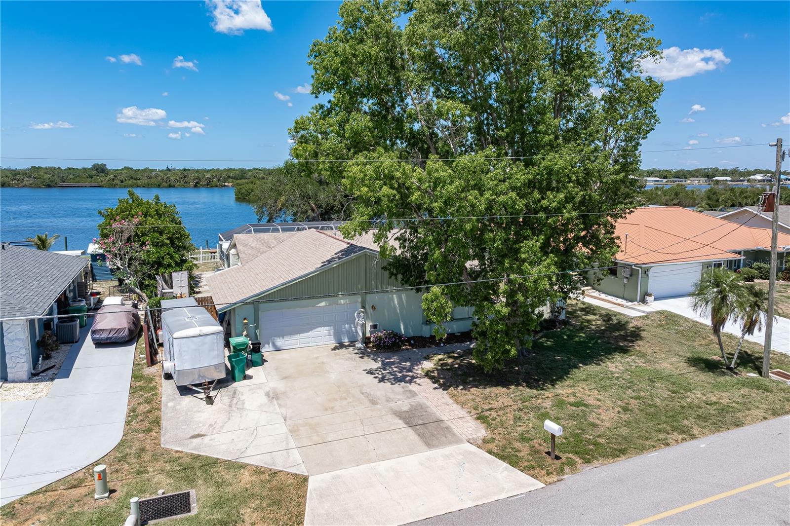 Image 54 of 66 For 174 Spring Lake Boulevard Nw