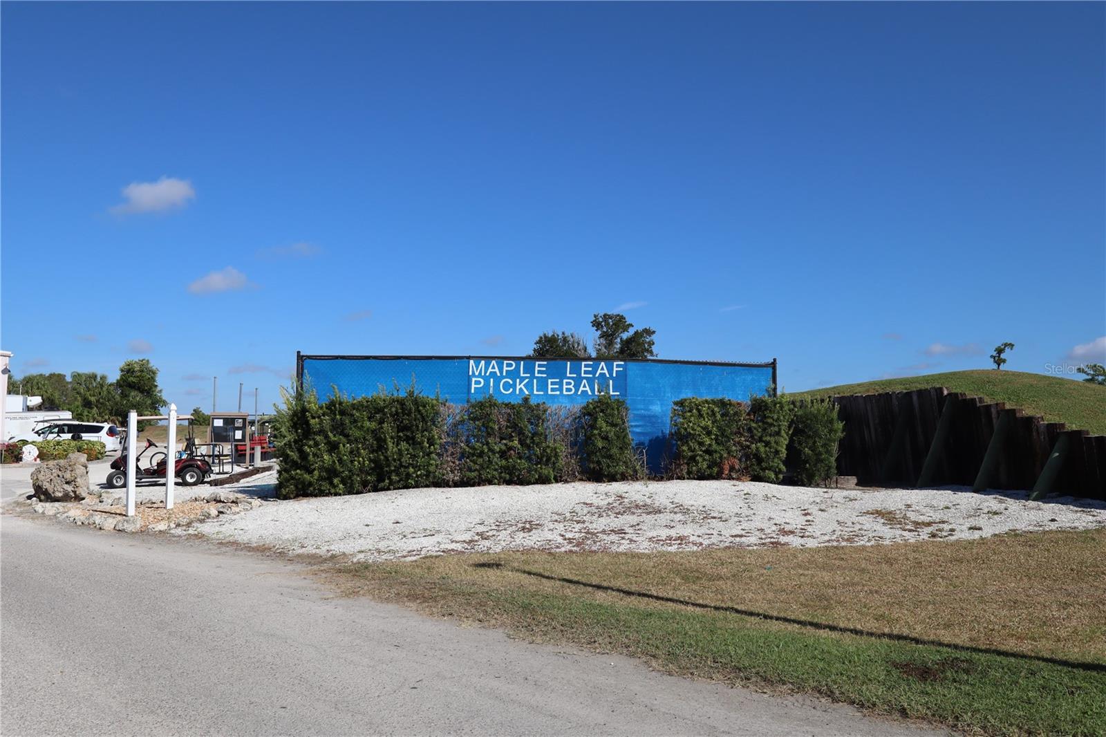 Image 39 of 68 For 2100 Kings Highway 390