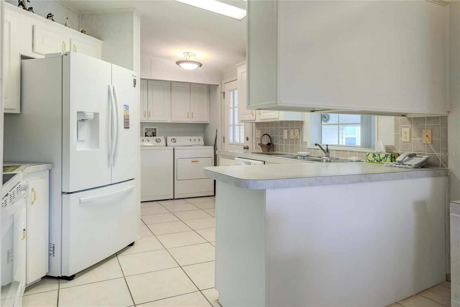 Image 4 of 68 For 2100 Kings Highway 390